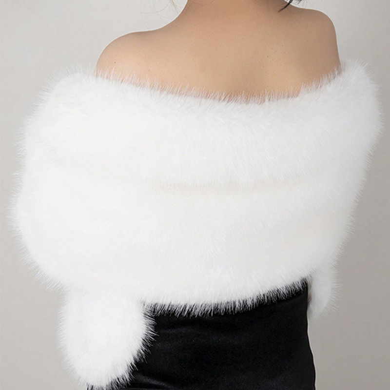 Um Xale Feminino de Moda em Po - Event Suppliers avaliação e preço
